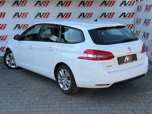 Peugeot 308 - imagine 3