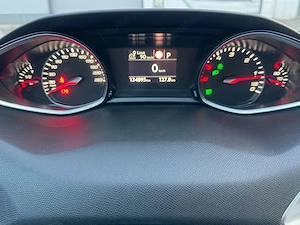 Peugeot 308 - imagine 5