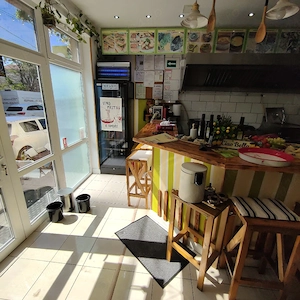 Proprietar vand spatiu comercial de 47 mp, zona centrala, pe Str. Tepes Voda, vizavi de Hotel Havana - imagine 5