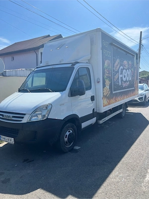 food truck echipat complet  - imagine 3