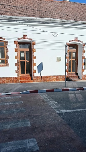Spații avocatură peste drum de Judecătoria Orăștie