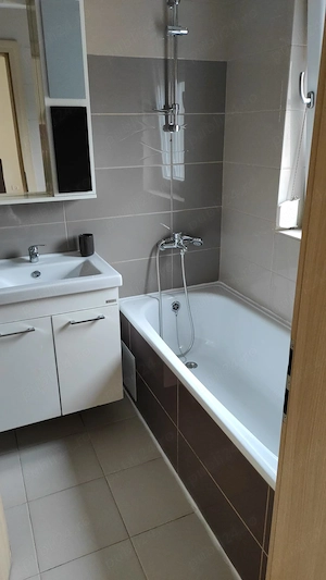Apartamentul 3 camere, zona Lipovei,cu loc de parcare! - imagine 5
