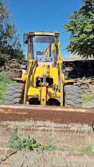 Buldoexcavator Komatsu Terna - imagine 3