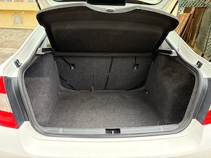 SKODA RAPID, 2013, 1.2MPI, unic proprietar - imagine 10