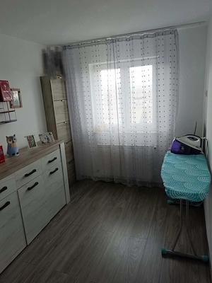 Se vinde apartament - imagine 10