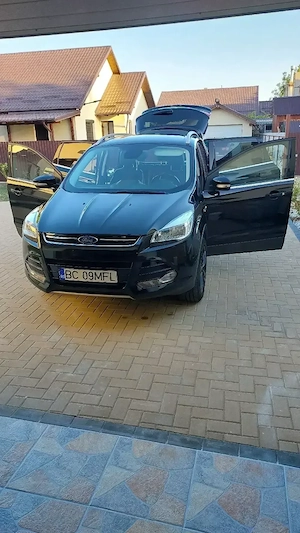 Kuga 4wd impecabilă