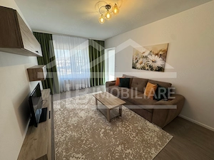 Apartament cu 2 camere, 58mp, decomandat, parcare, Zona Vivat Residence