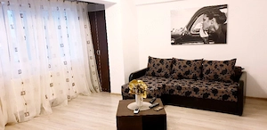 Vanzare Apartament 3 camere  , Bd.Alexandru Obregia  - imagine 2