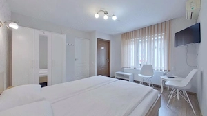 Casă generoasă cu 11 camere + spațiu comercial inclus | Calea Radnei - imagine 12