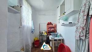 Casă cu 2 camere în stil tradițional, în Iratoșu - imagine 15