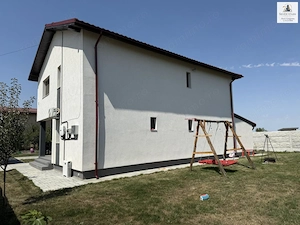 Inchiriere Vila 4 camere, Panouri Fotovoltaice - imagine 18