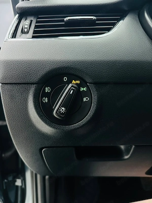 Skoda Octavia - imagine 14