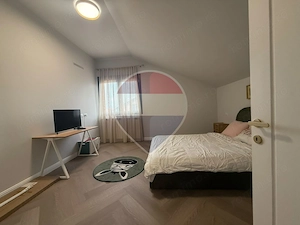 Resedinta privata de inchiriat, Faleza Nord -vedere la mare Constanta - imagine 5