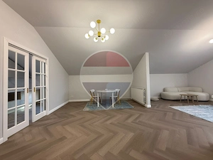 Resedinta privata de inchiriat, Faleza Nord -vedere la mare Constanta - imagine 6