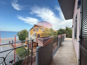 Resedinta privata de inchiriat, Faleza Nord -vedere la mare Constanta - imagine 20