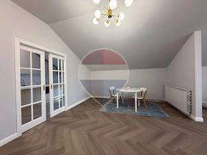Resedinta privata de inchiriat, Faleza Nord -vedere la mare Constanta - imagine 13