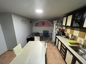 Casă renovata,cu teren generos in Grebanu-Buzau - imagine 6