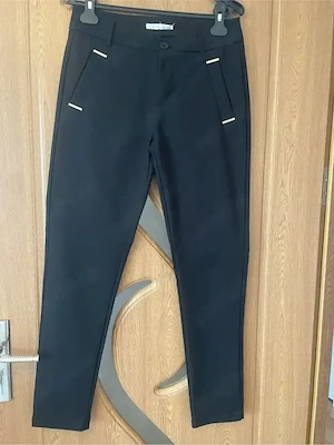 Pantaloni dama 