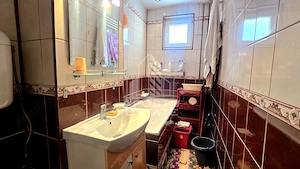 Apartament de vanzare cu 3 camere, etaj intermediar, zona Dacia - imagine 6