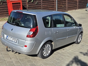 Renault Grand Scenic 7 locuri 1.9 DCI - imagine 2