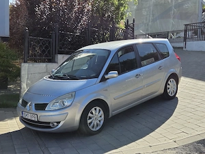 Renault Grand Scenic 7 locuri 1.9 DCI