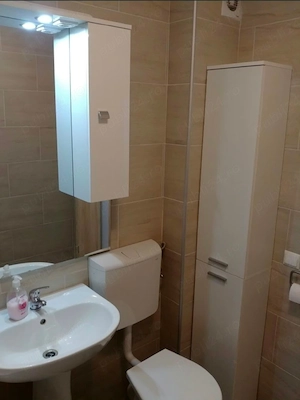 Închiriez apartament  - imagine 5