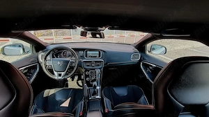 Schimb Volvo V40 R-design, 2016, Euro6 cu mașină plus 3000 euro - imagine 6