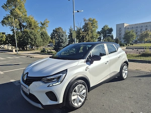 Captur Plug-in Hybrid, An fabricatie 2022, unic proprietar - imagine 2