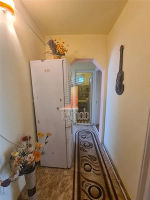 3 camere, spatios, et.3, terasa refacuta, centrala, termopan, mobilat si utilat - imagine 8