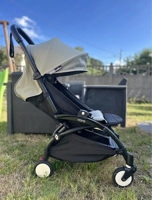 Cărucior BABYZEN yoyo2 cu accesorii 