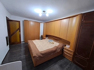 Ofer spre închiriere garsonieră confort 1