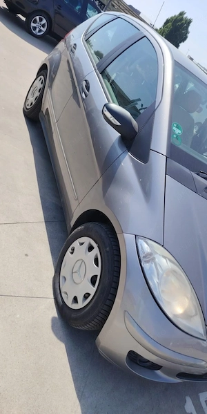 mercedes a class a180 - imagine 4