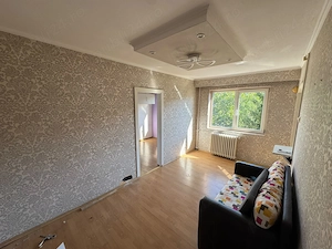 Ocazie! Proprietar vand apartament 3 camere la pret de 2 camere!