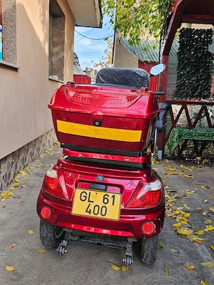 Disponibil motociclu electric  - imagine 4
