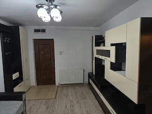 Apartament cu 3 camere de închiriat  - imagine 2
