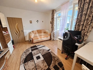 Apartament de vanzare 2 camere balcon Mihai Viteazul etaj 4 - imagine 5