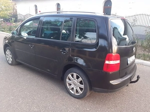 vw turan 7 locuri motor 2.0 tdi manuala 6 trepte acte la zi fiscal pe loc - imagine 2