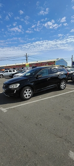 vând volvo xc60 2016 motor 2.0 - imagine 5