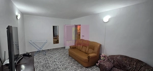 Apartament cu 3 camere de vanzare in Campina, parter