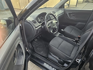 Skoda Fabia 2 Elegance, facelift: 2012 - imagine 9