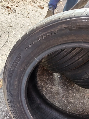 Anvelope Dunlop 205/55 R16 vara