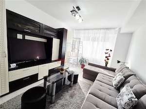 Apartament spatios cu o camera de vanzare in Valea Lupului - imagine 2