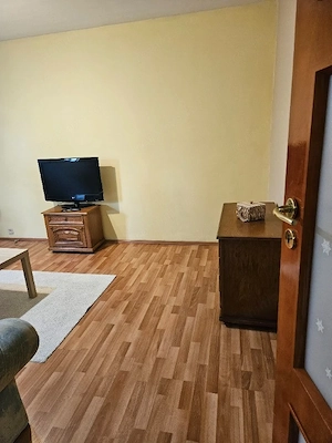 Inchiriez apartament 2 camere Crangasi - imagine 9