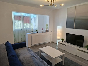 Apartament 2 camere, decomandat, de inchiriat - imagine 2