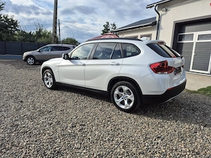 BMW X1 Xdrive  - imagine 3