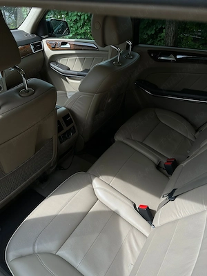 Mercedes GL350 4Matic 7G Tronic Pachet AMG - imagine 8