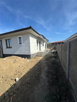 Duplex nou pe parter - Albina - zona foarte buna - posibilitate alegere finisaje - imagine 8