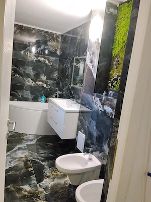 Apartament 2 camere ultracentral de vânzare  - imagine 2