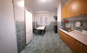 Particular inchiriez ap 3 cam decomandate et2 10 Piata Victoriei  - imagine 9