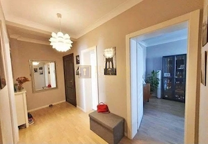 Dumbravita| 2 camere| etaj 1| loc de parcare| balcon - imagine 6